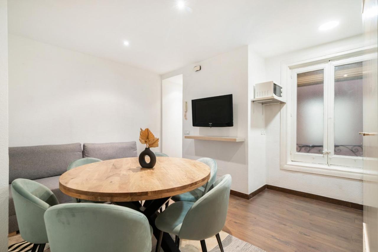 Apartamento En La Puerta Del Sol Apartment Madrid Exterior photo