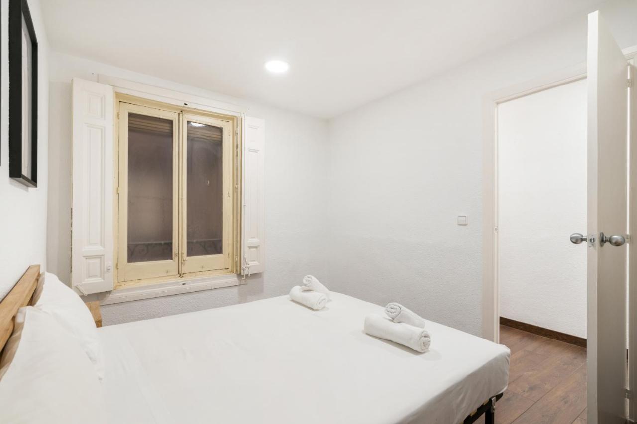Apartamento En La Puerta Del Sol Apartment Madrid Exterior photo